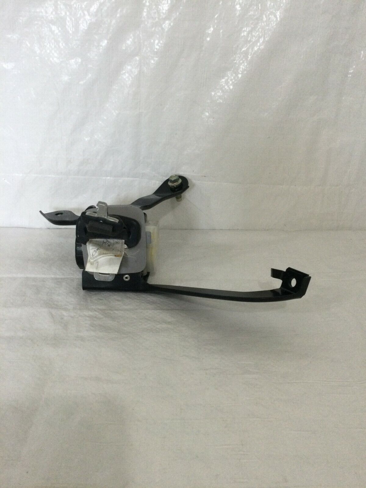 2007 Honda CR-V CRV Right Rear Roof Mounted Seat Belt Tensioner OEM