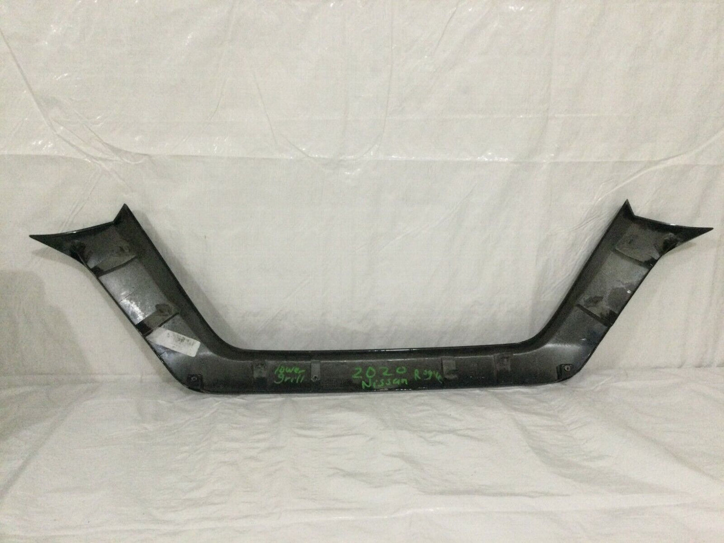 2017-2020 Nissan Rogue Front Lower Grill Molding 62278 6FL0A OEM