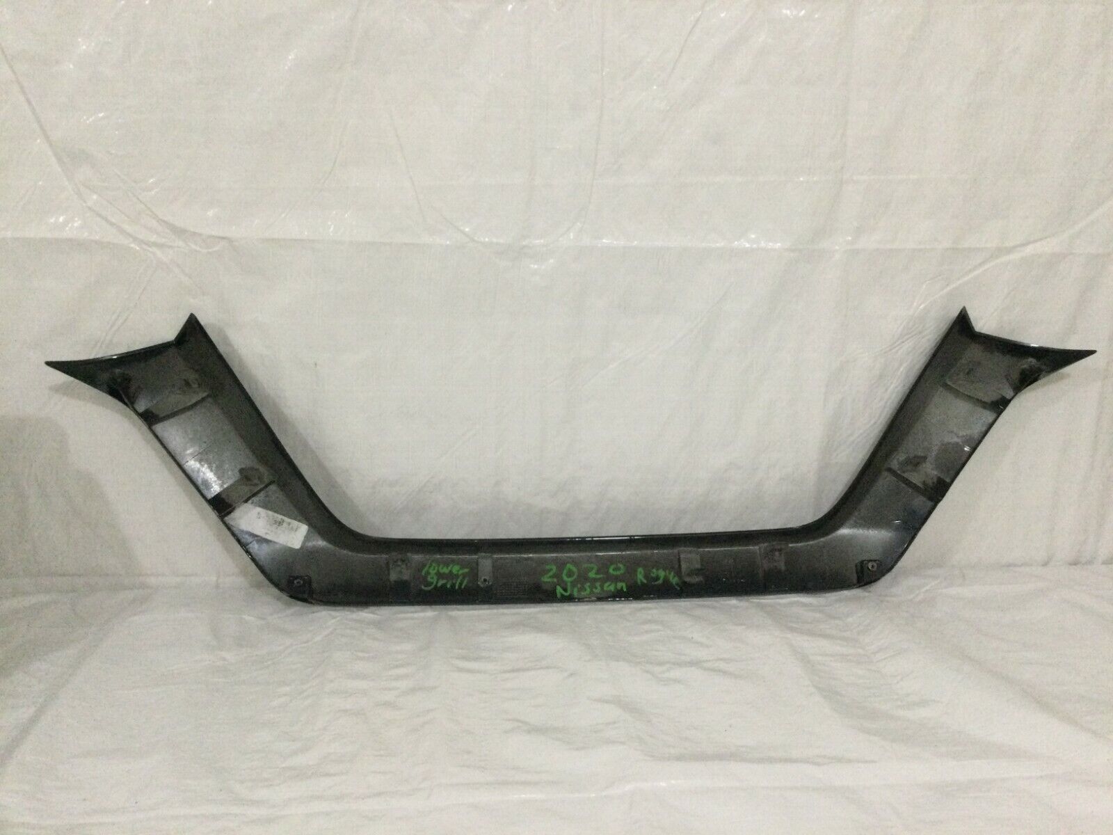 2017-2020 Nissan Rogue Front Lower Grill Molding 62278 6FL0A OEM