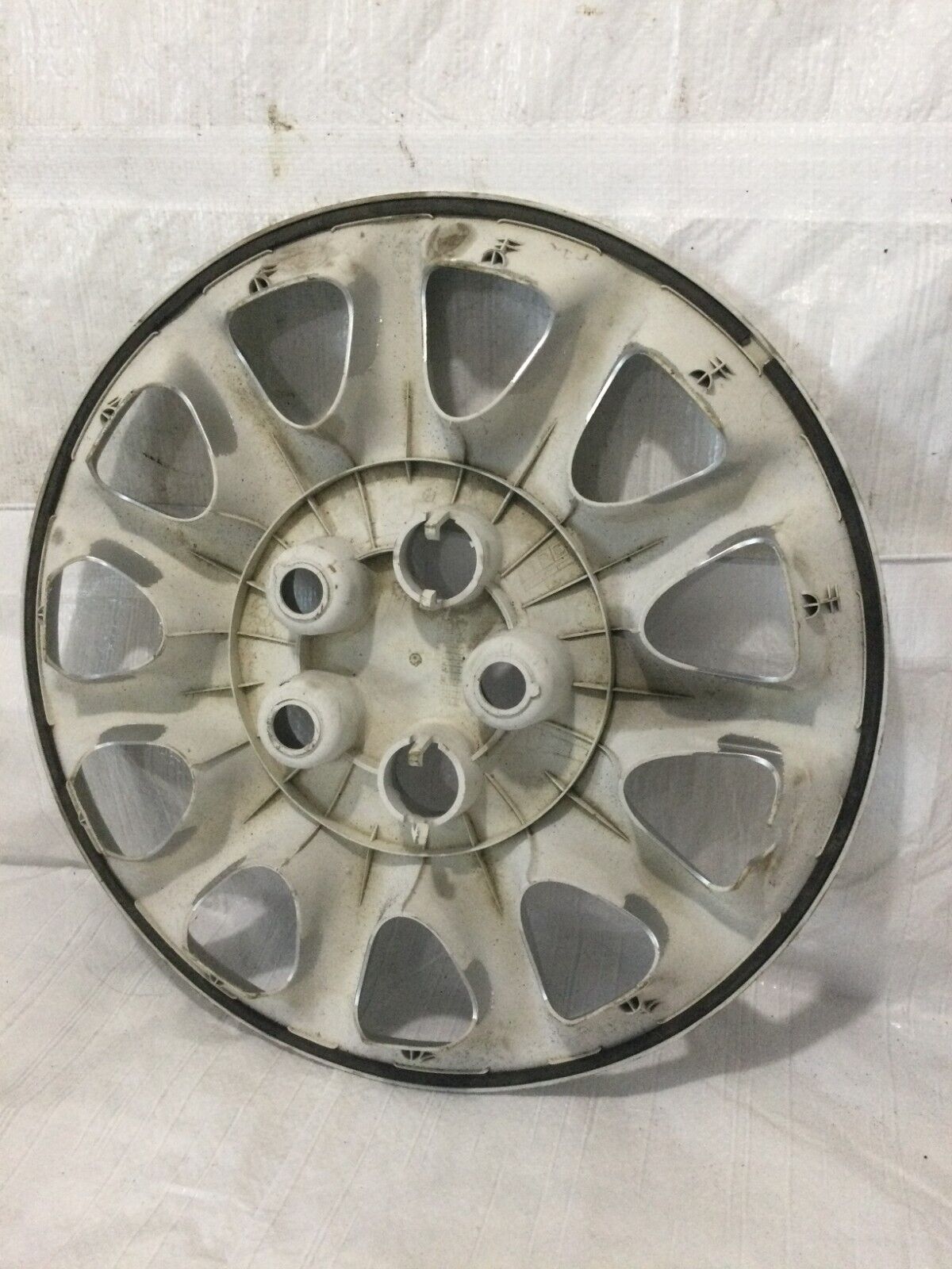 2000 Chrysler Town & Country 16" Wheel Cover Hub Cap OEM