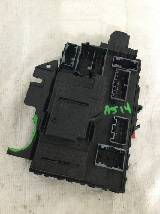 2008 Ford Escape 2.3L Multifunction Fuse Box Interior Relay  OEM MARKED DAMAGE