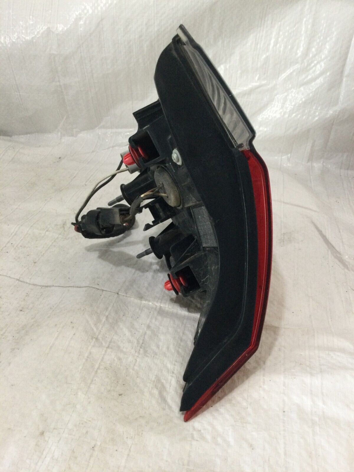 2018 Nissan Rogue Rear Right Liftgate Mounted Tail Light Assembly OEM