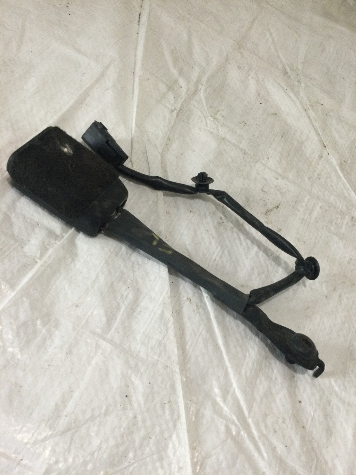 2017-2018 Ford F-150 F150 Front Left Driver Seat Belt Buckle OEM