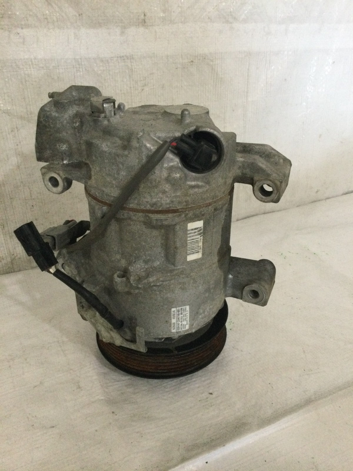 2018 Nissan Rogue 2.5L A/C Air Compressor OEM 92600 4BB2A MARKED DAMAGE