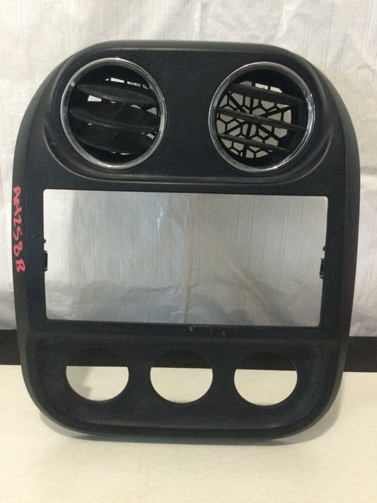 2011-2017 Jeep Patriot Temperature Control Trim Bezel 1401371DVAC OEM