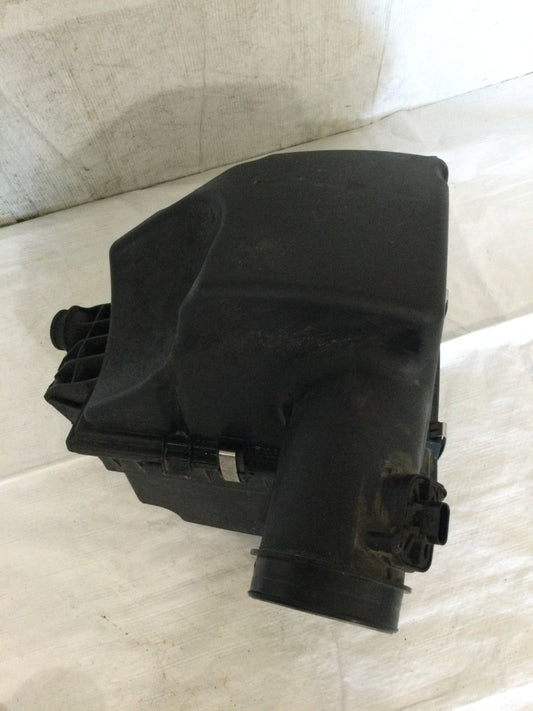 2012 BMW X1 2.0L Air Filter Cleaner Box OEM