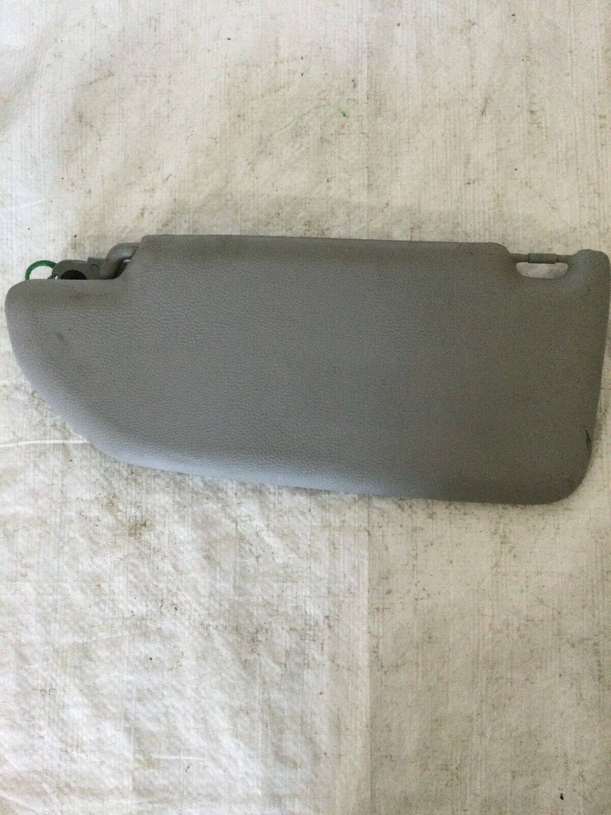 2004 Volvo S60 Sun Visor Right Illuminated Passenger Side OEM