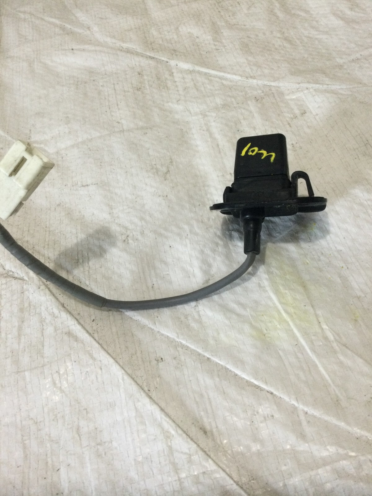 2006-2007 Infiniti M45 M35 Decklid Mounted Rear View Camera OEM
