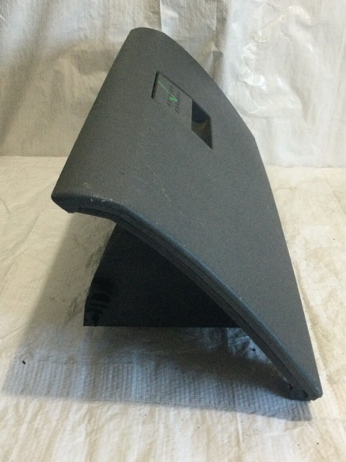 2007 Dodge Ram 1500 Glove Box Assembly OEM