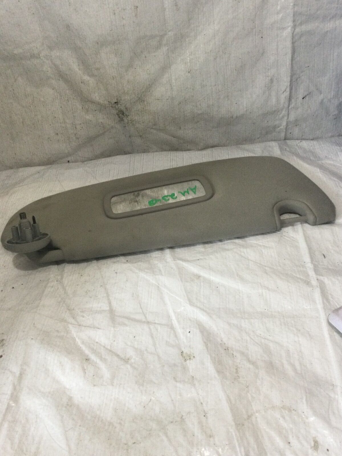 2006 Dodge Ram 1500 Sun Visor Right Side Quad Cab OEM