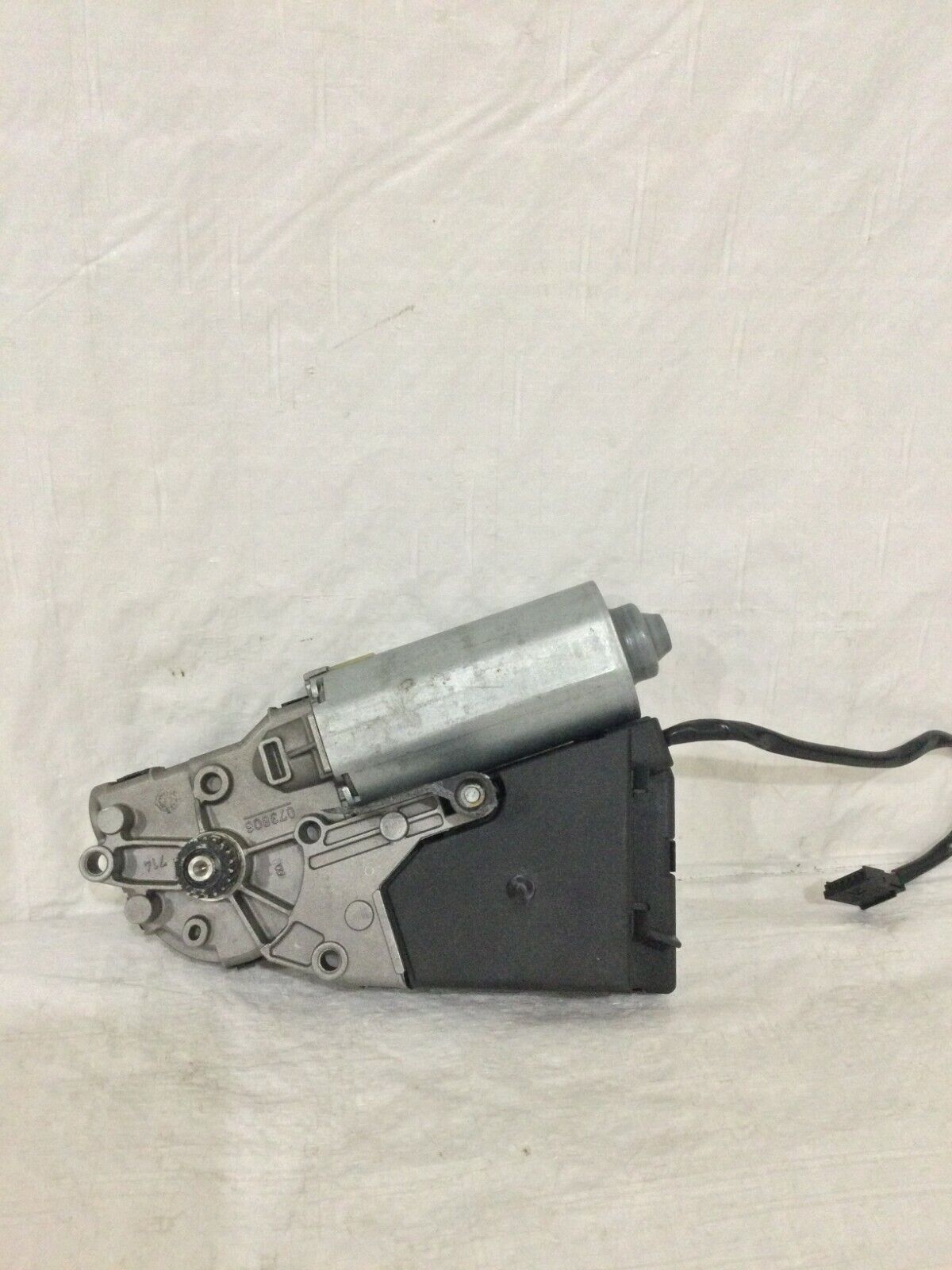 2007 Volkswagen Touareg Sun Roof Motor OEM 1K0959591 
