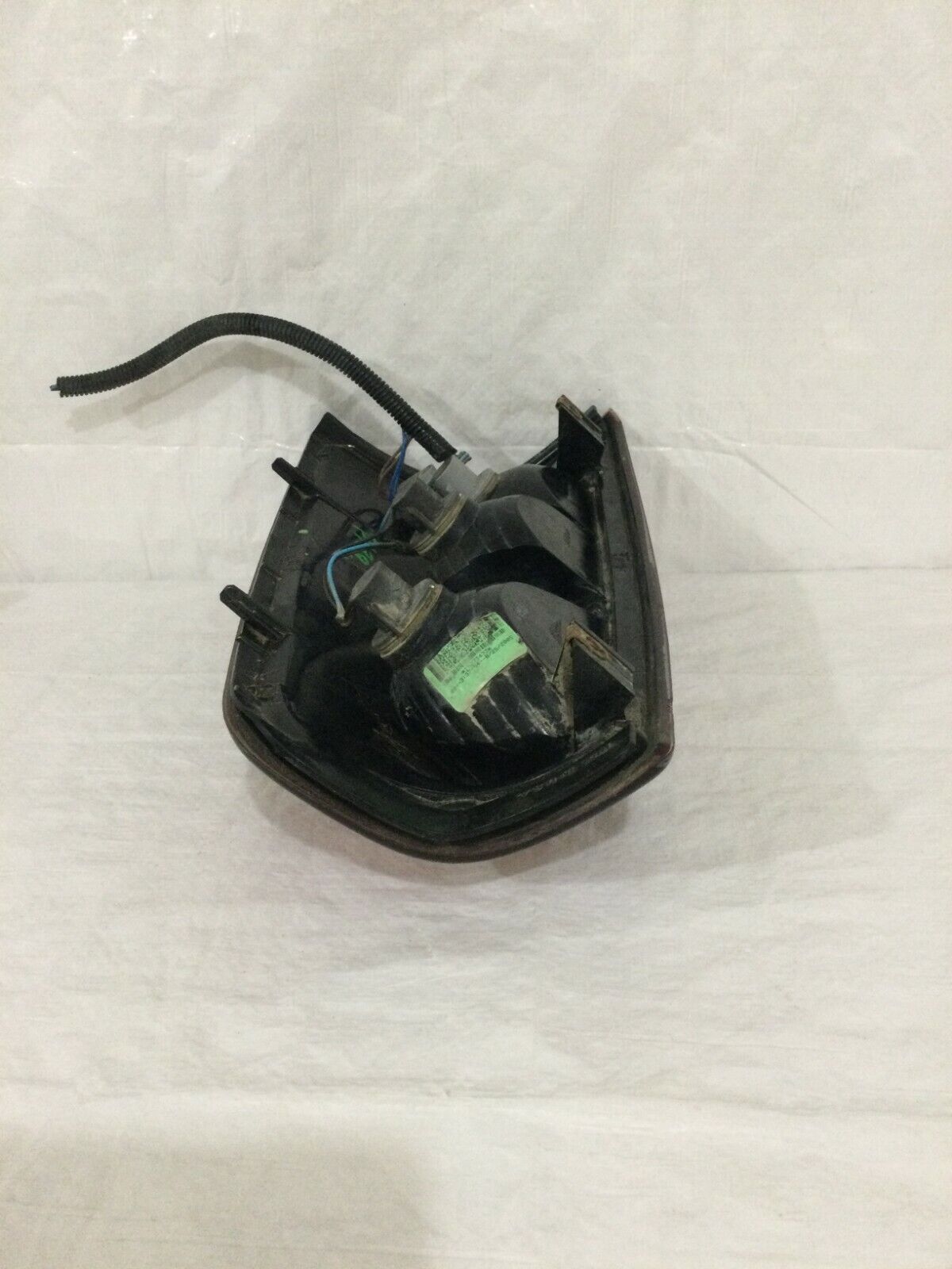 2004-2007 Chevrolet Silverado 1500 Left Driver Side Tail Light Lamp OEM 15273473