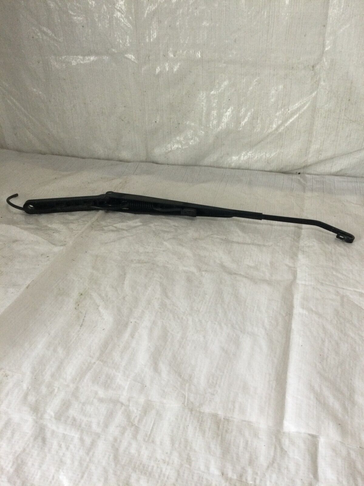 2007 Chevy Silverado 1500 Right passenger Side Wiper Arm OEM