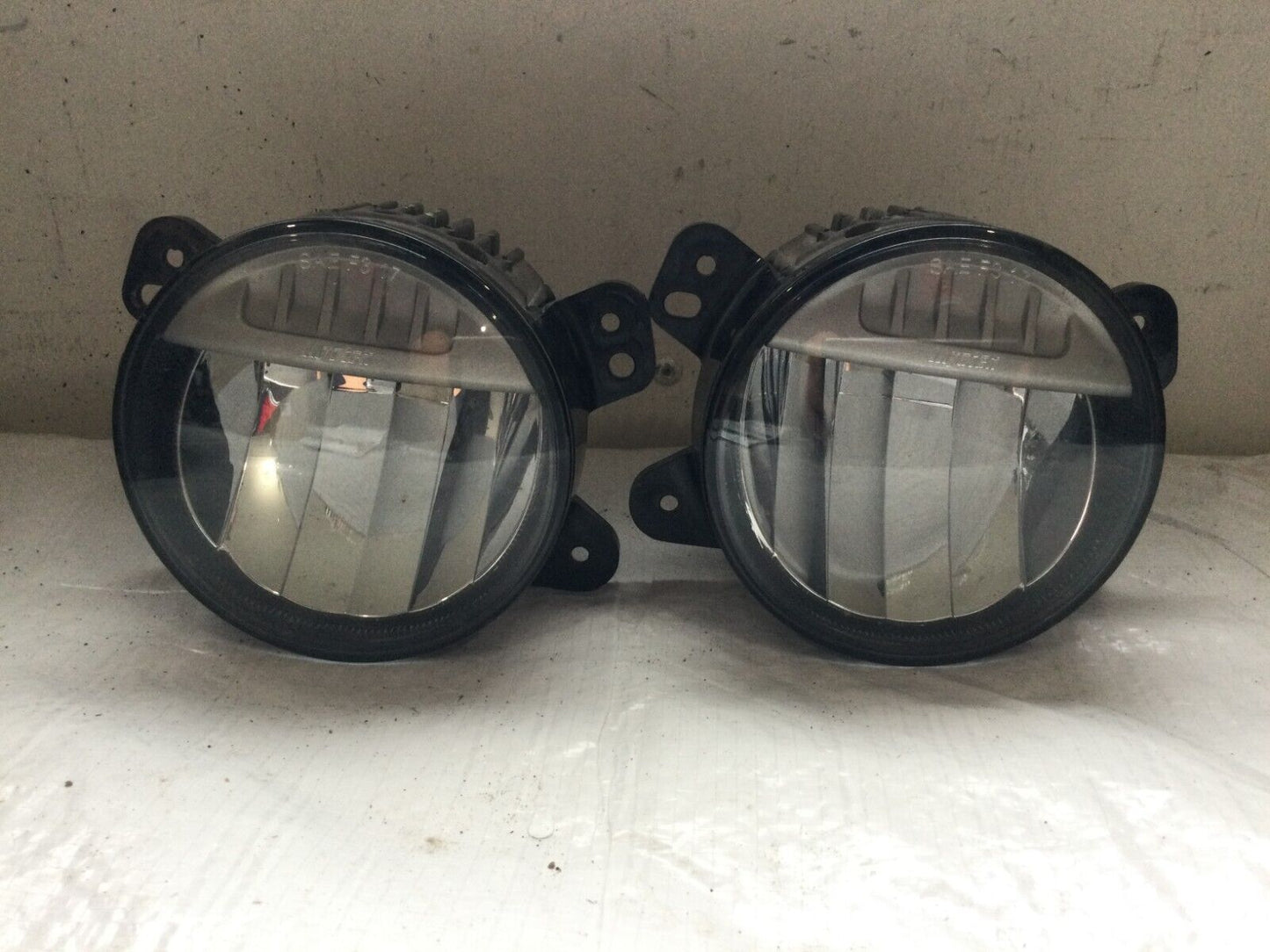 2018 Jeep Wrangler JK Led Fog Light Pair Factory OEM