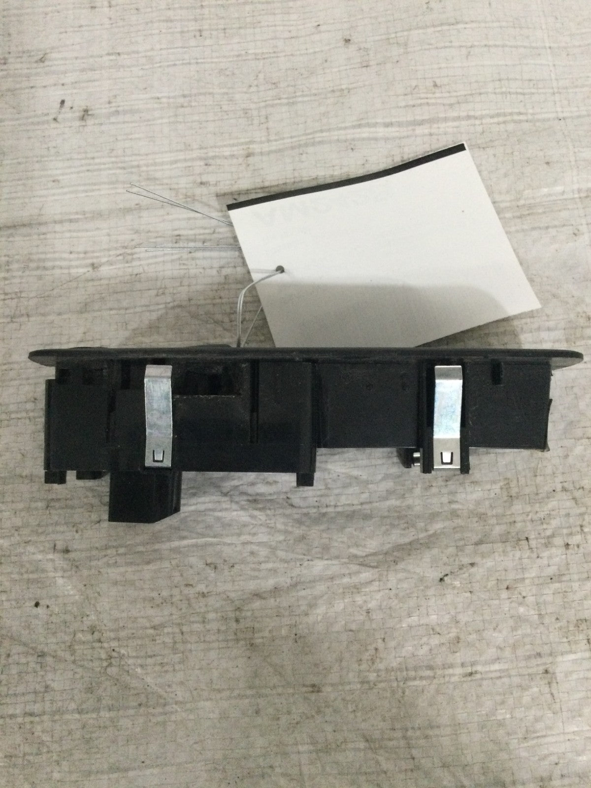 2017 Dodge Ram 3500 Front Right Door Switch And Bezel OEM 68275823AC