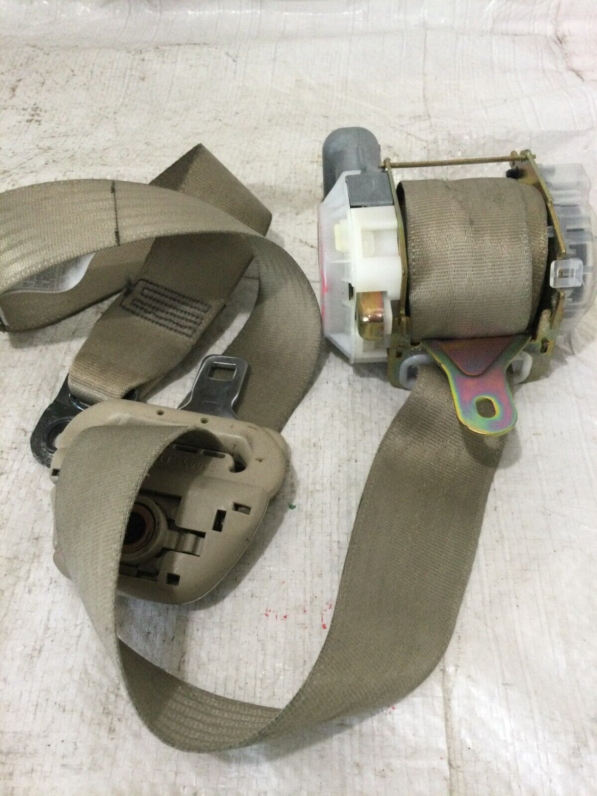 2003 Toyota Highlander Front Right Passenger  Side Seat Belt  Bucket OEM