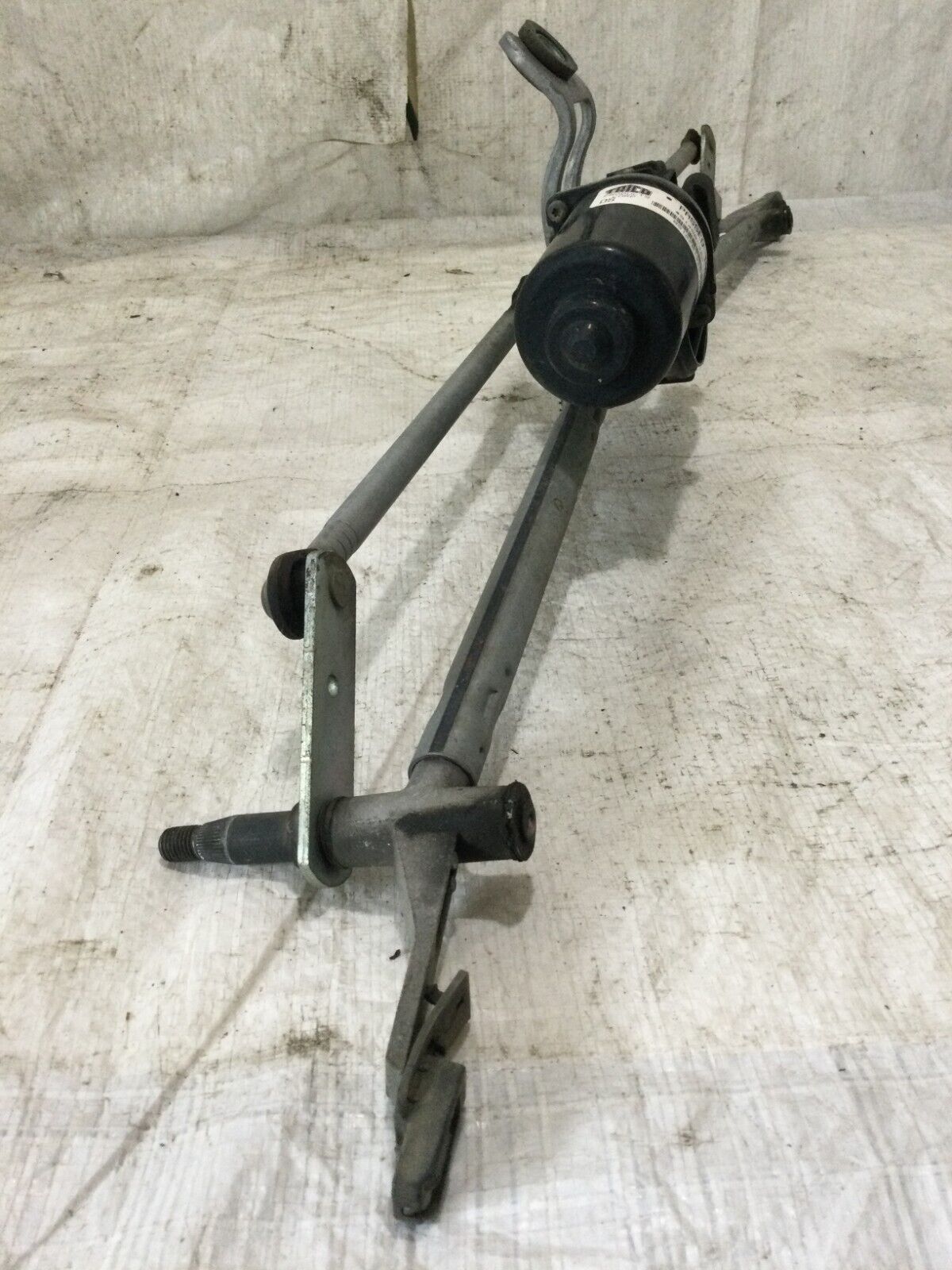 2018 RAM 1500 Front Wiper  Motor w/ Linkage Assembly OEM