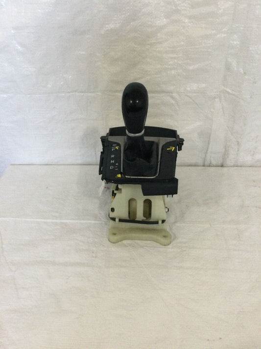 2016 Hyundai Elantra GT Transmission Floor Shift Assembly 46700-A5200 OEM 