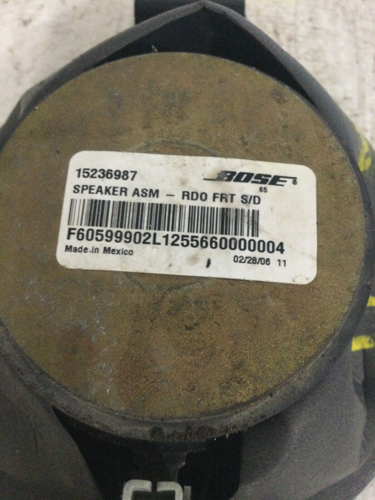 2005-2007 Hummer H2 Front Door Speaker OEM 15236987