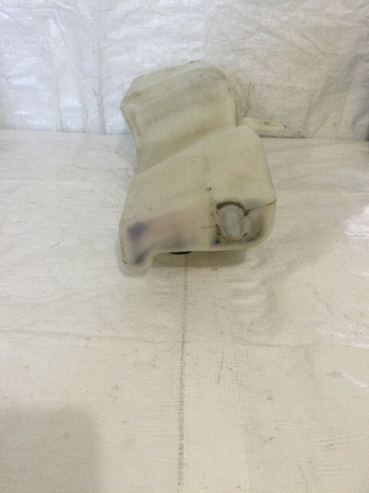 2006 Dodge Ram 3500 5.9L Windshield Washer Fluid Reservoir Tank 55077349AG