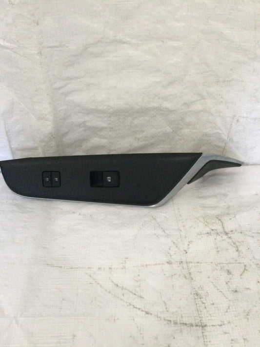 2015-2017 Toyota Camry Right Front Passenger Side Window Switch OEM 74235-06010