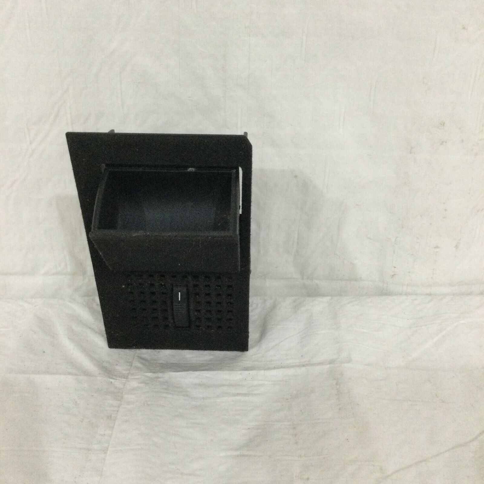 2006-2008 BMW 750LI E66 Center Console Air Vent Cooling Air Coin Holder Box OEM