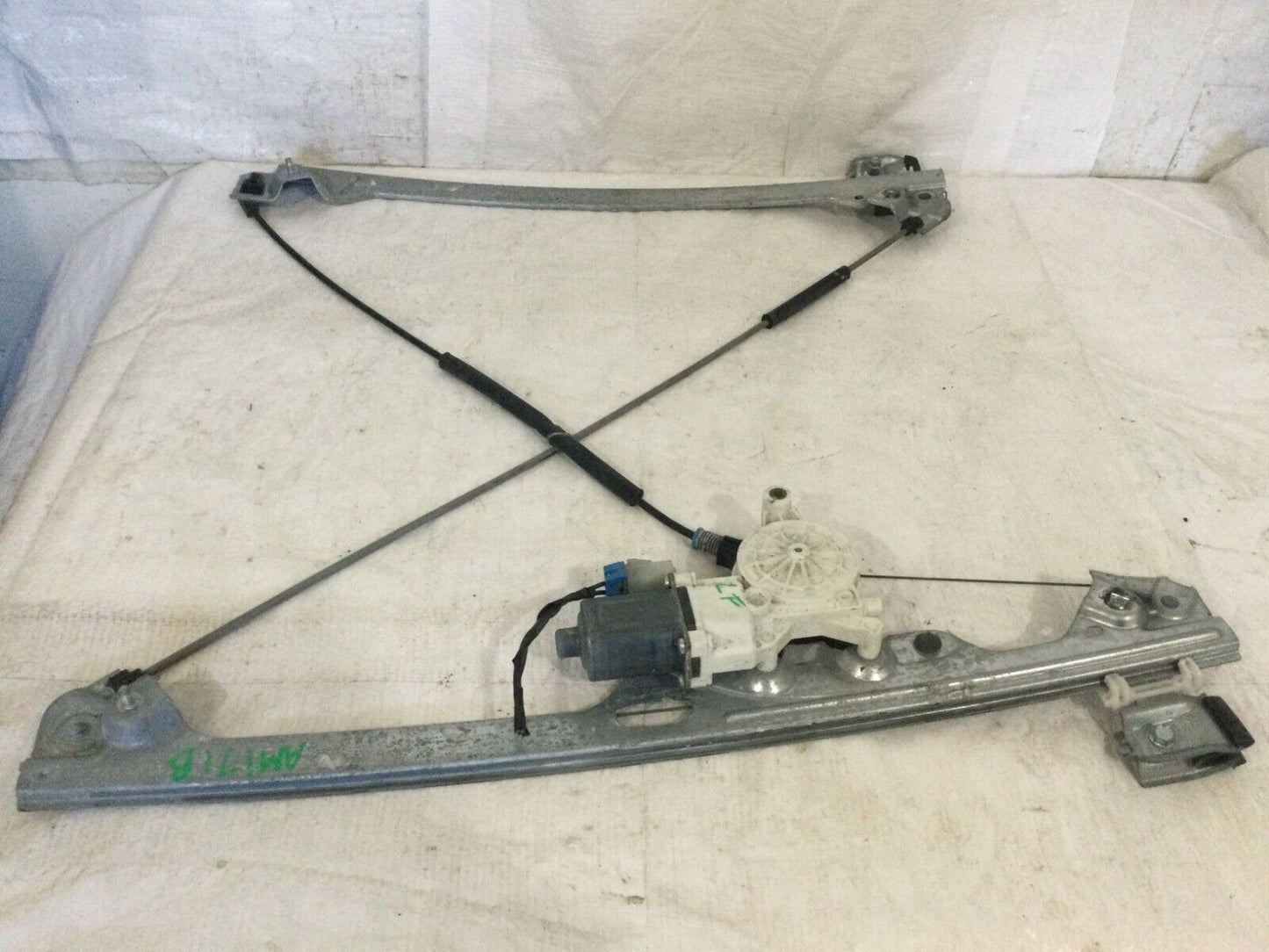 2007 GMC Yukon Front Left Window Regulator Motor OEM