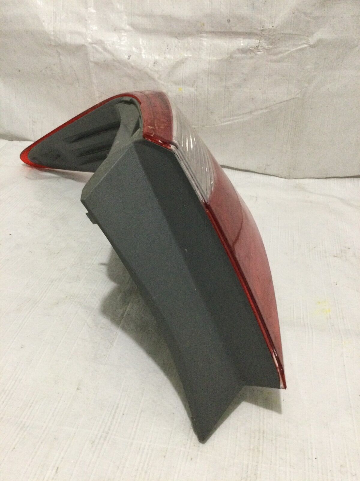 2016-2017 Toyota Camry Quarte Mounted Right Passenger Side Tail Light OEM