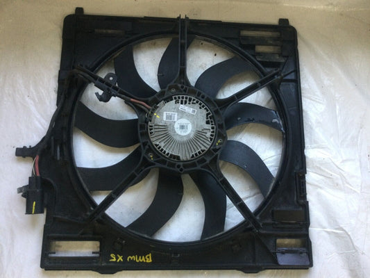 2012 BMW X5 4.4L Radiator Fan Assembly 7603565 OEM 850 WATT