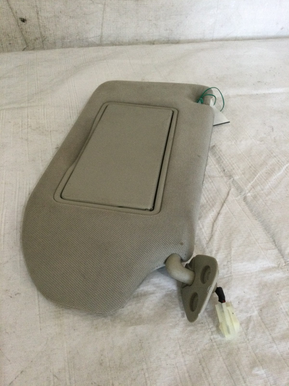 2007 Infiniti G35 Right Passenger Sun Visor OEM