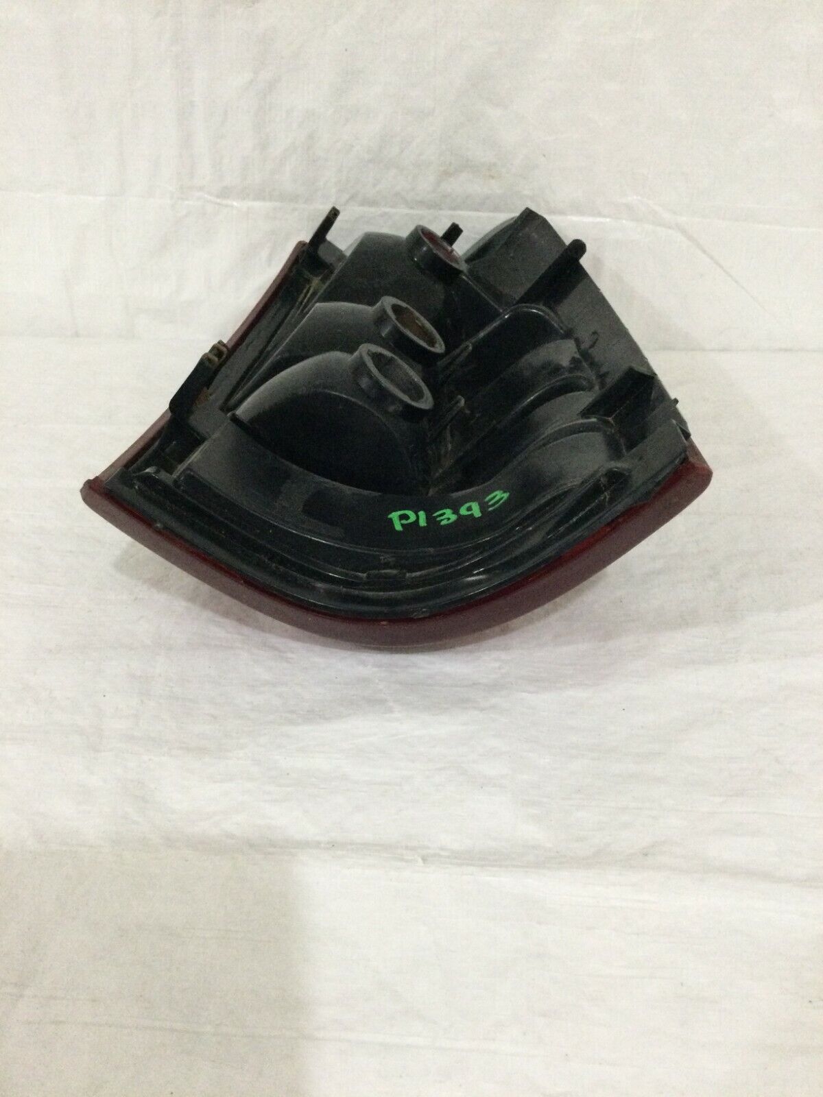 1999-2002 Chevrolet Silverado 1500 Left Driver Side Tail Light Lamp OEM 16524515