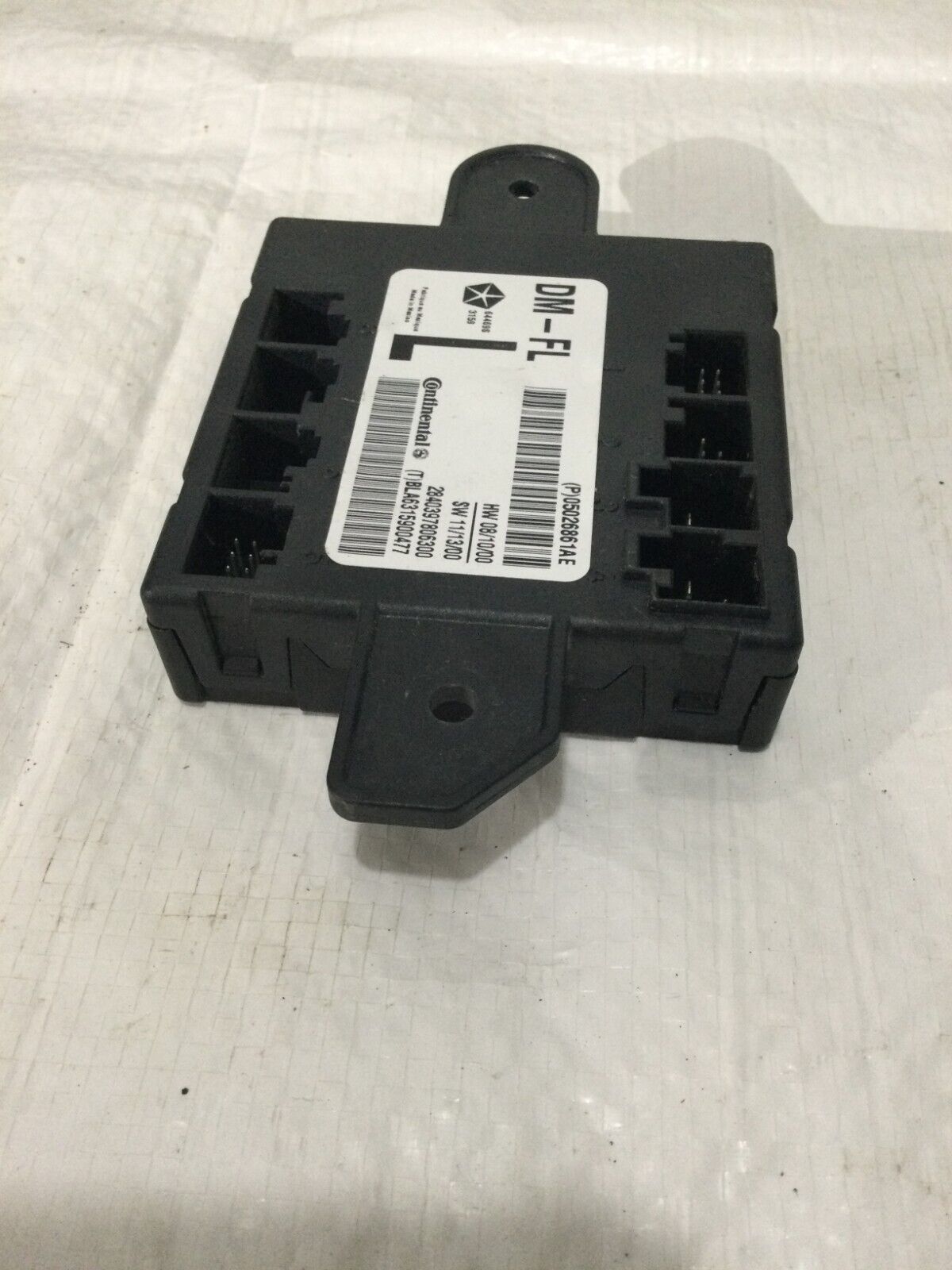 2020 Dodge Grand Caravan   Front Left Door Control Module 05026861AE  OEM
