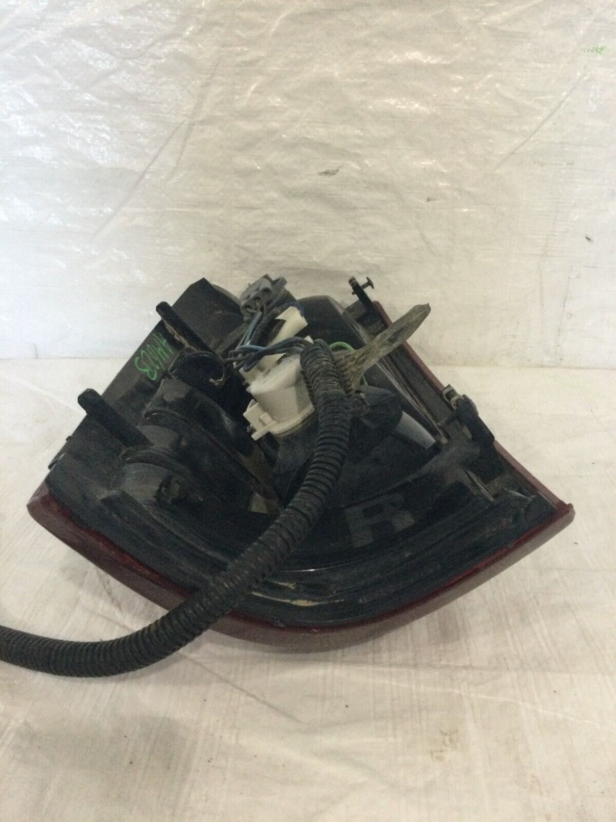 2001 GMC Sierra 1500 Tail Light Right Passenger Side RH OEM