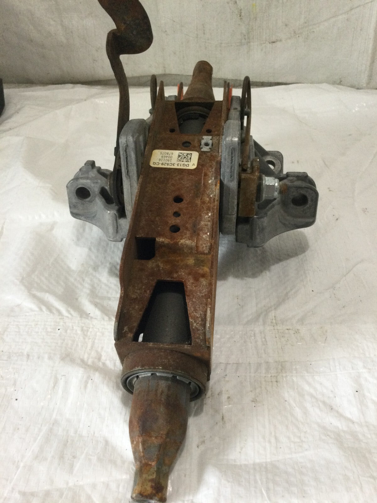 2019 Ford Taurus Steering Column Assembly OEM DG13-3C529-CG