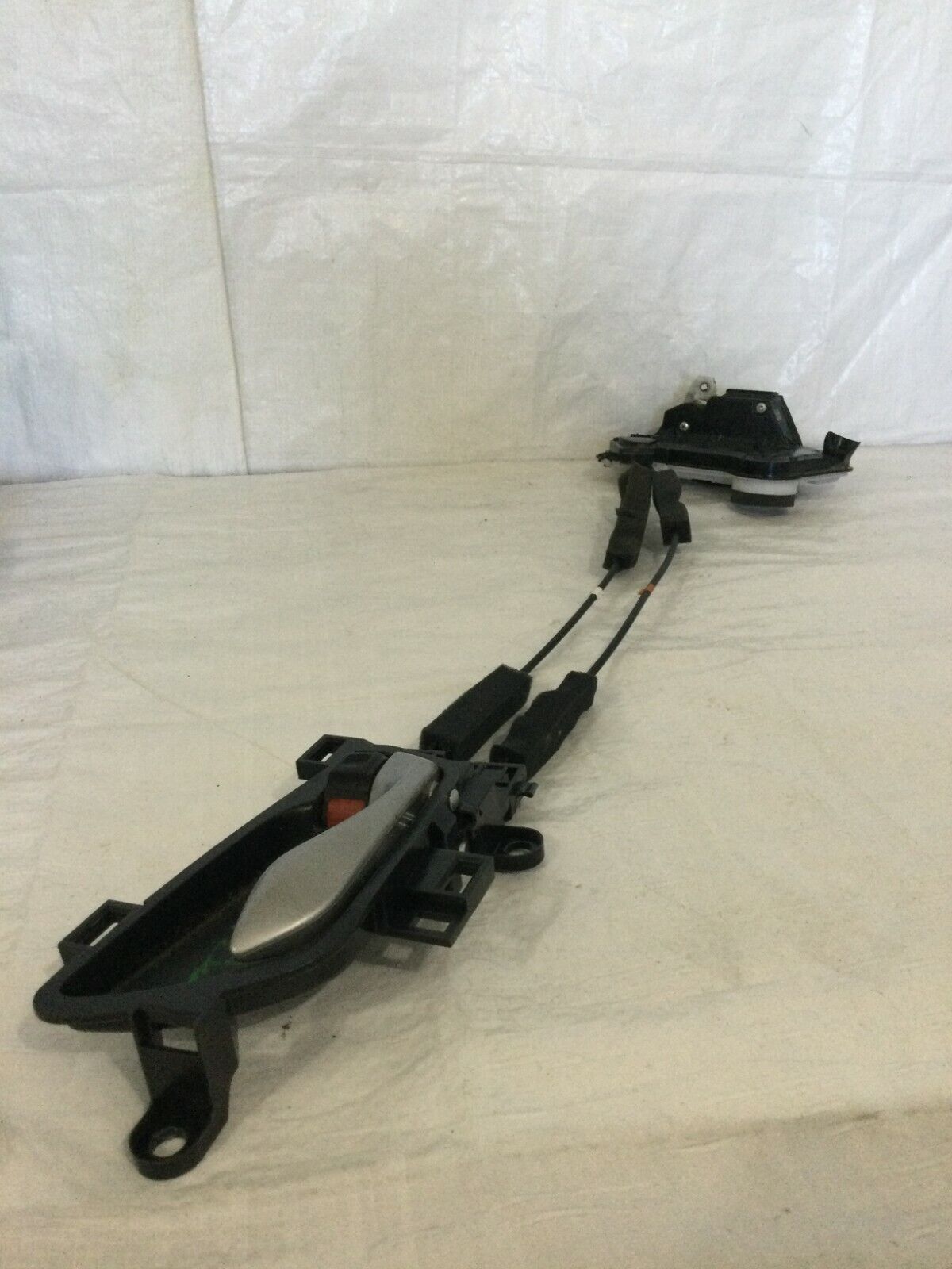 2016-2018 Honda Civic Front Right Door Lock Latch W/ Interior Door Handle OEM