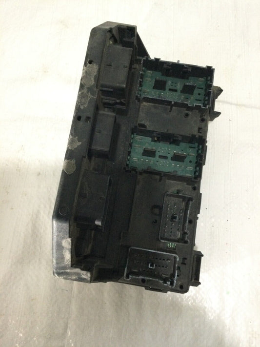 2015-2020 Dodge Grand Caravan Integrated Power Module Fuse Box OEM 68239606AB