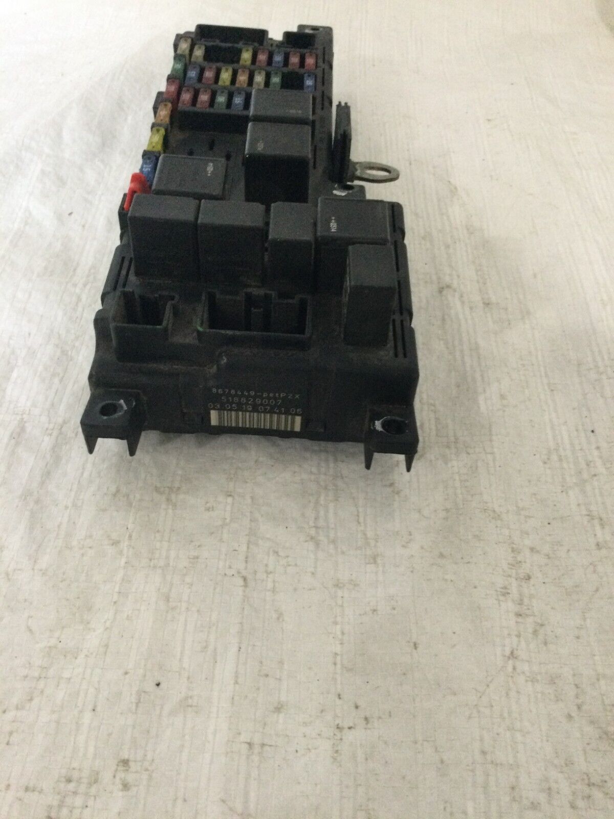 2004 Volvo S60 Control Fuse Box Module 518829007 OEM