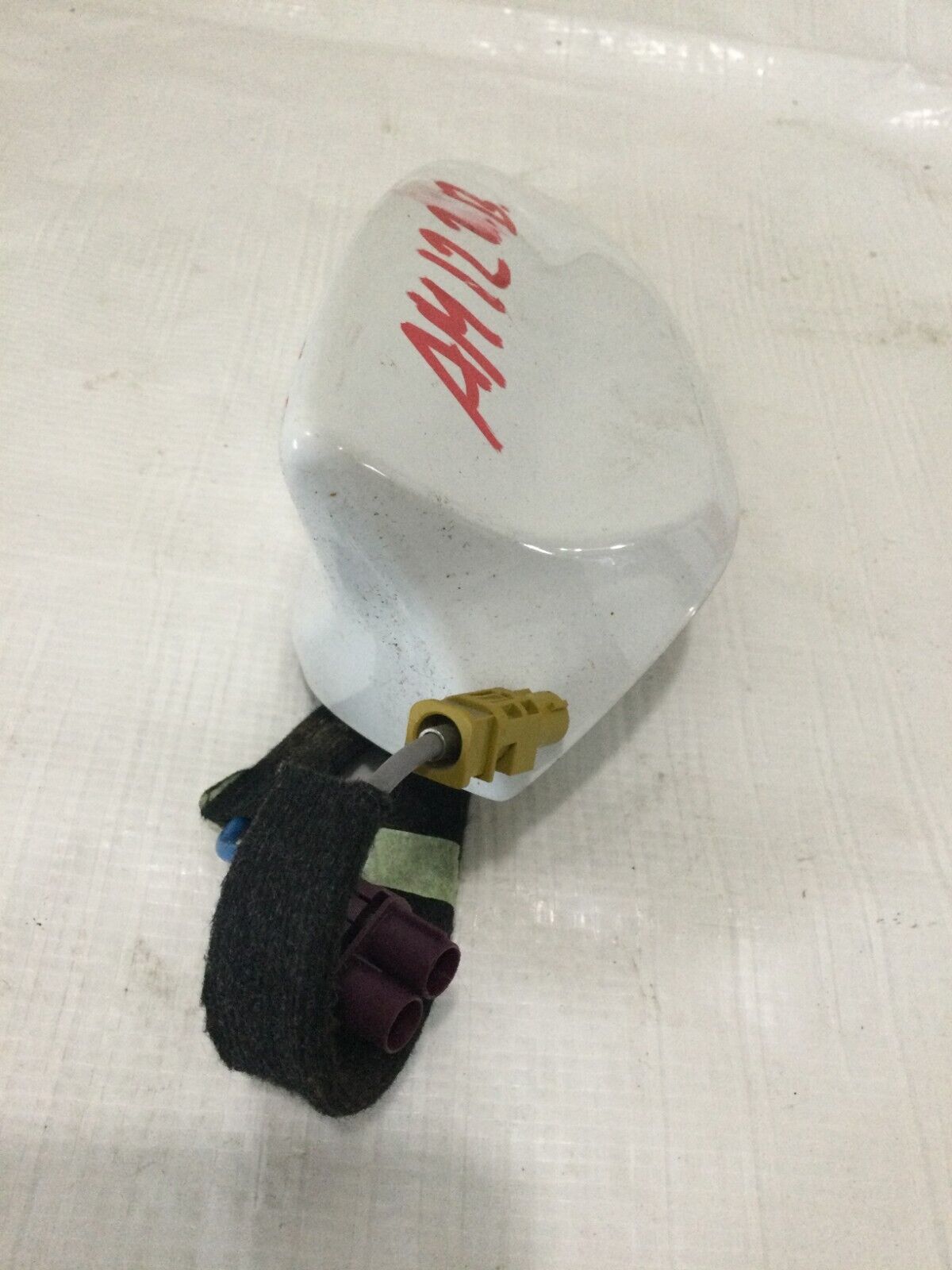 2019 Buick Regal Shark Fin Antenna OEM 23269170