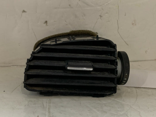 2007-2014 Chevrolet GMC Dash Air Vent Duct Deflector Left LH OEM 25887443