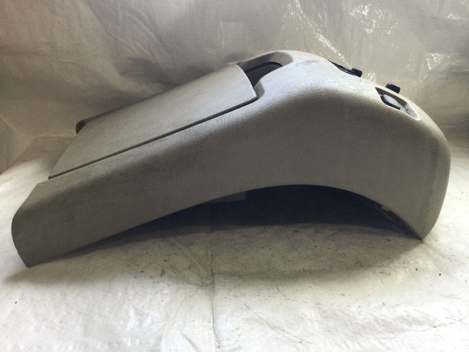 2003-2006 Cadillac Escalade Front Console Rear Panel OEM