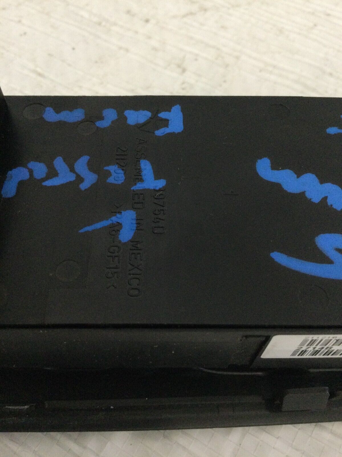 2005-2009 Dodge Ram 1500 Driver Left Door Master Power Window Switch OEM
