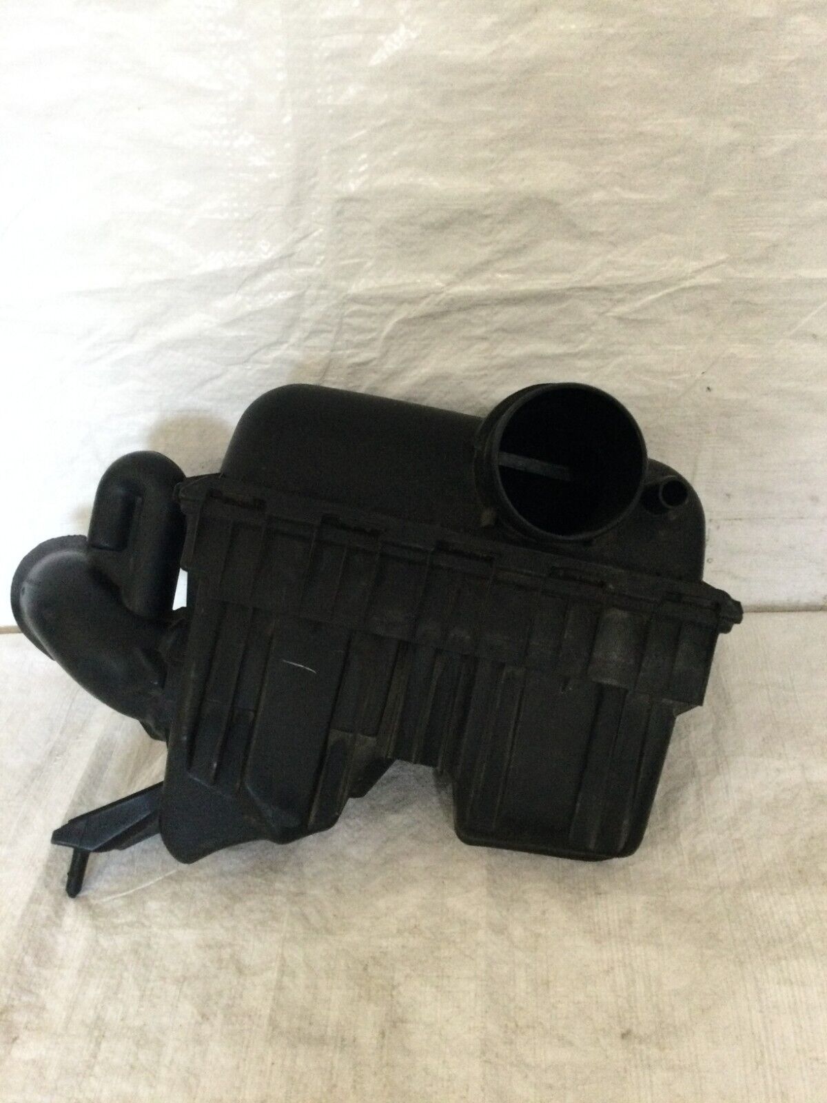 2006 Dodge Dakota Air Cleaner Filter Box Assembly OEM