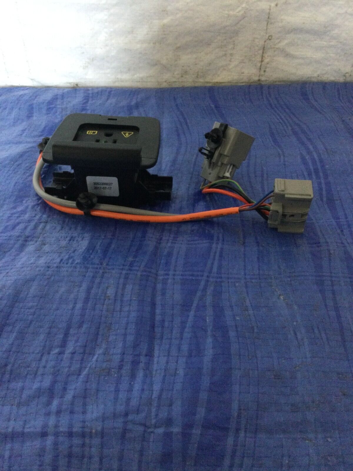 2018 Ford Escape Accesory Power Outlet Plug OEM