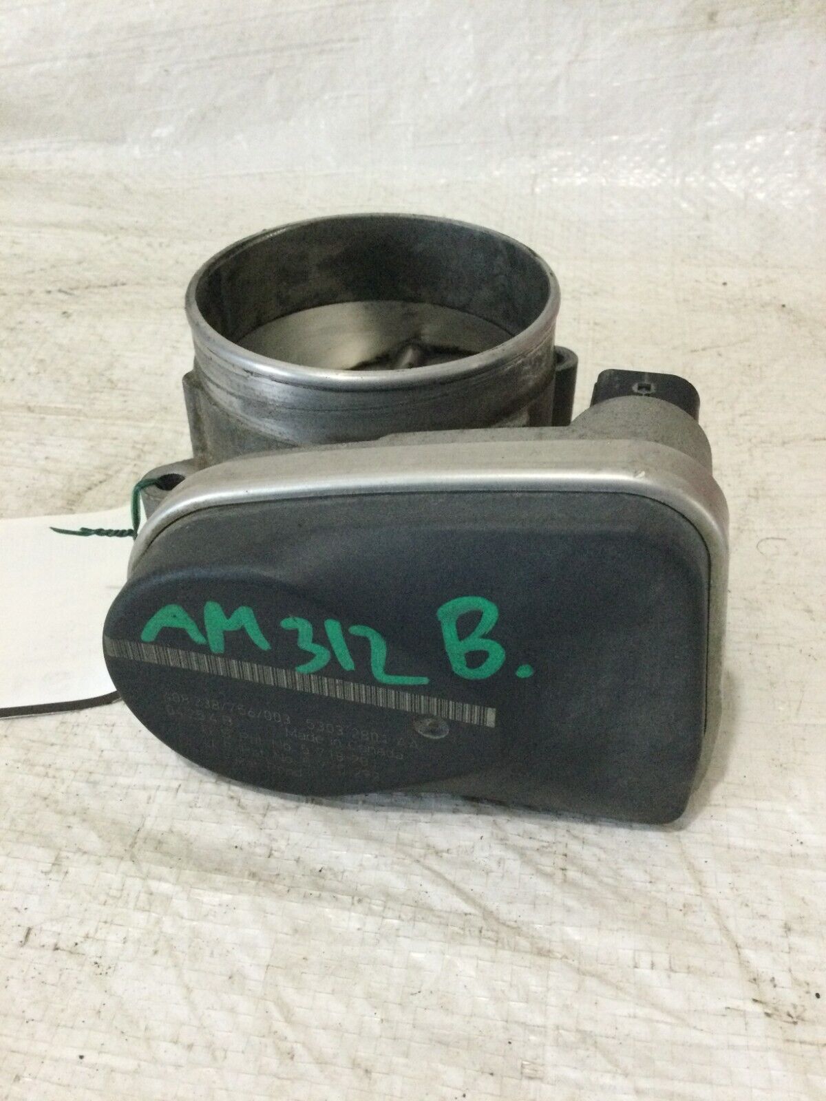 2005 Dodge Ram 1500 Throttle Body Valve Assembly OEM