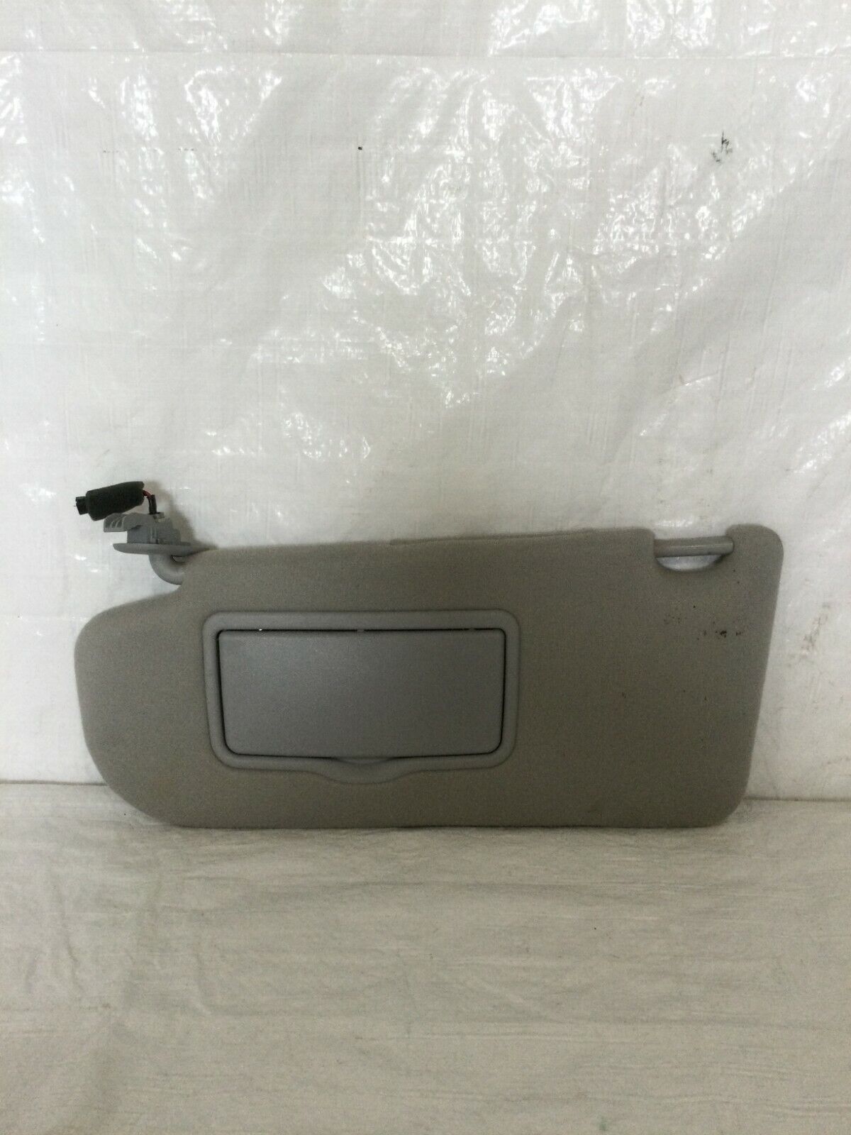 2005 Mazda 6 Sun Visor Left Driver Side OEM LH