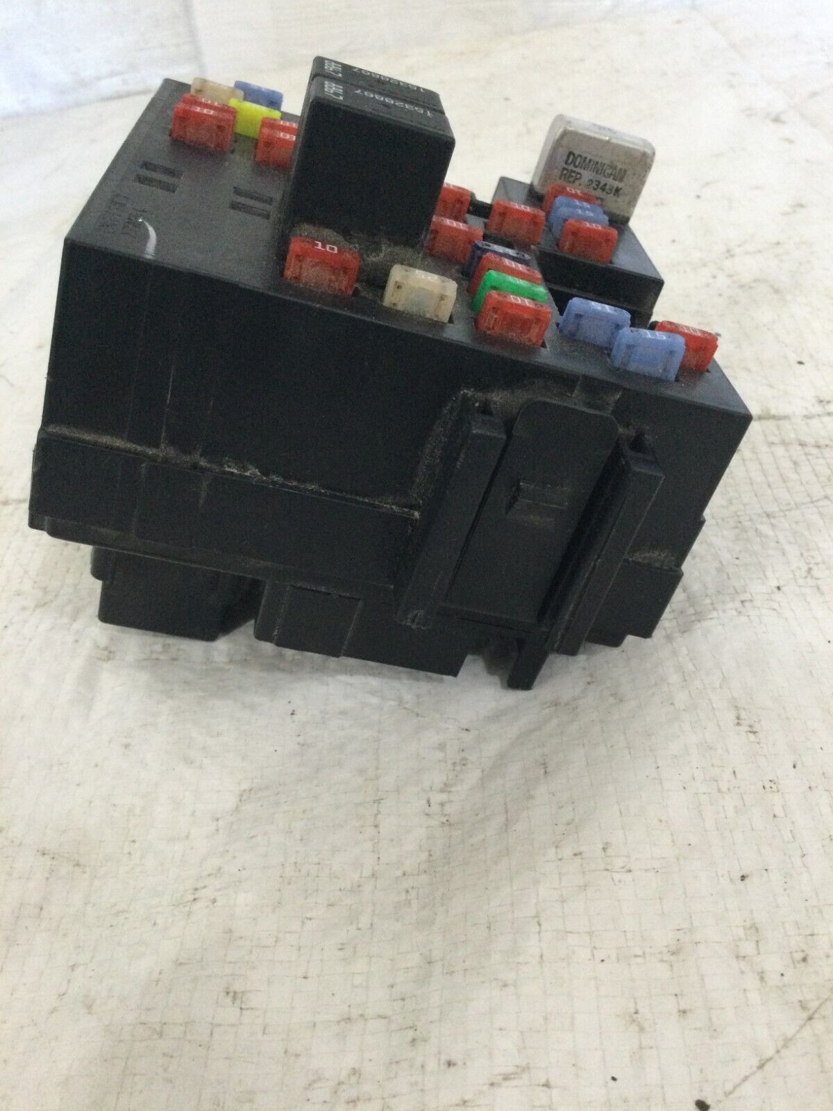 2003-2006 Cadillac Escalade EXT  Dash Fuse Box Relay Module OEM 15058033
