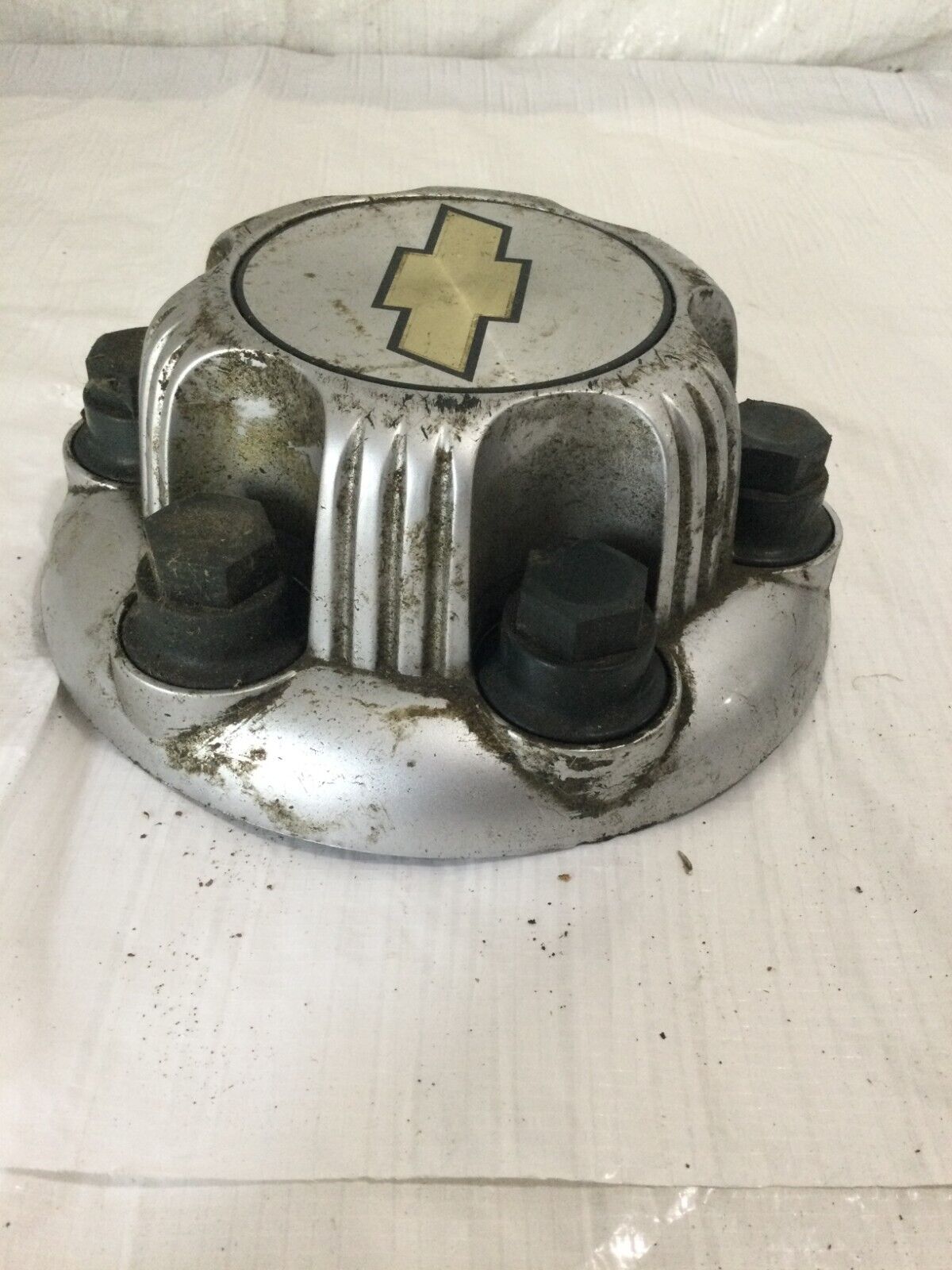 2006 Chevrolet Silverdo 2500 Center Cap OEM