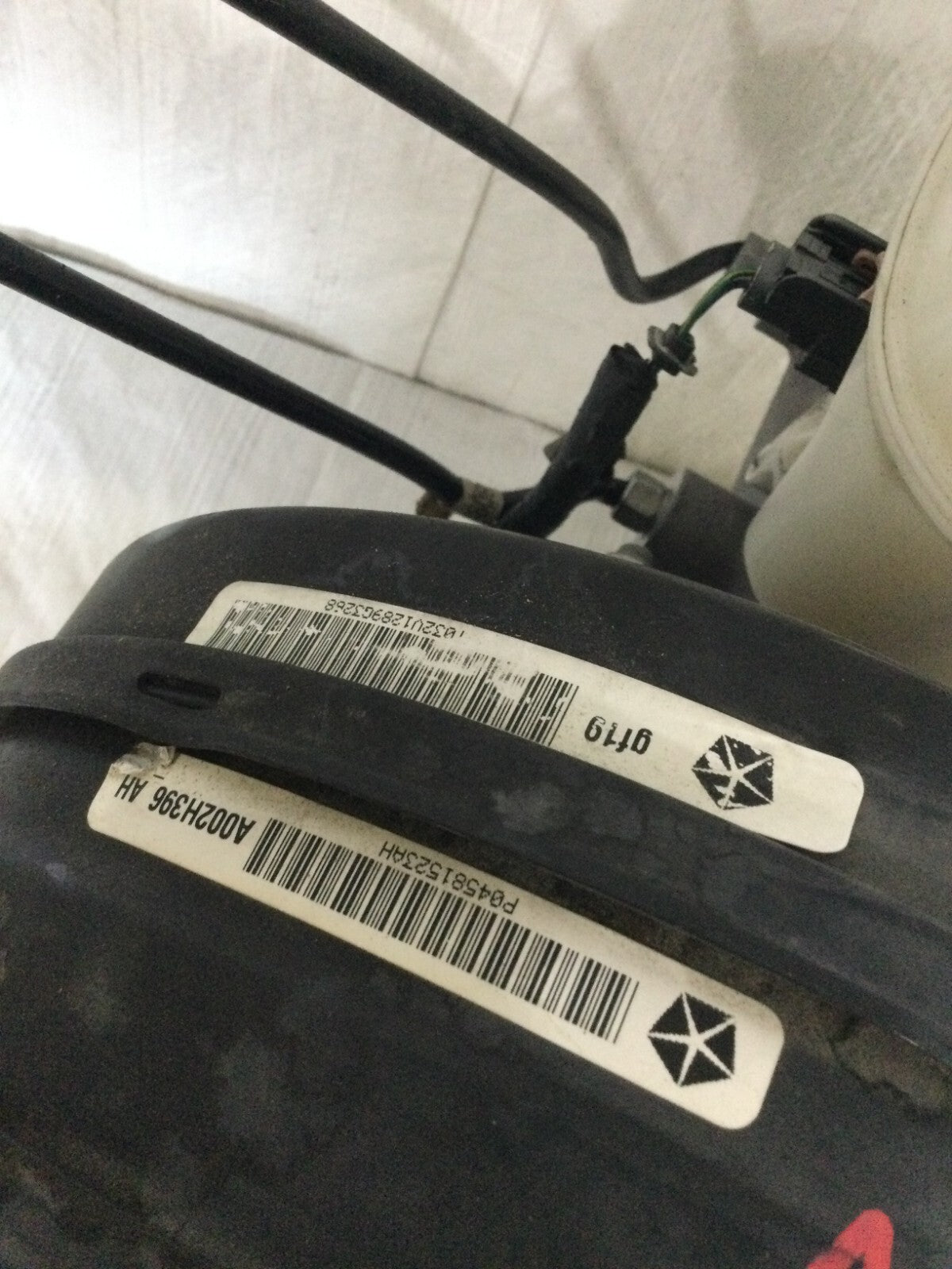 2019 Dodge Ram 1500 Power Brake Booster W/ Reservoir OEM 04581523AH