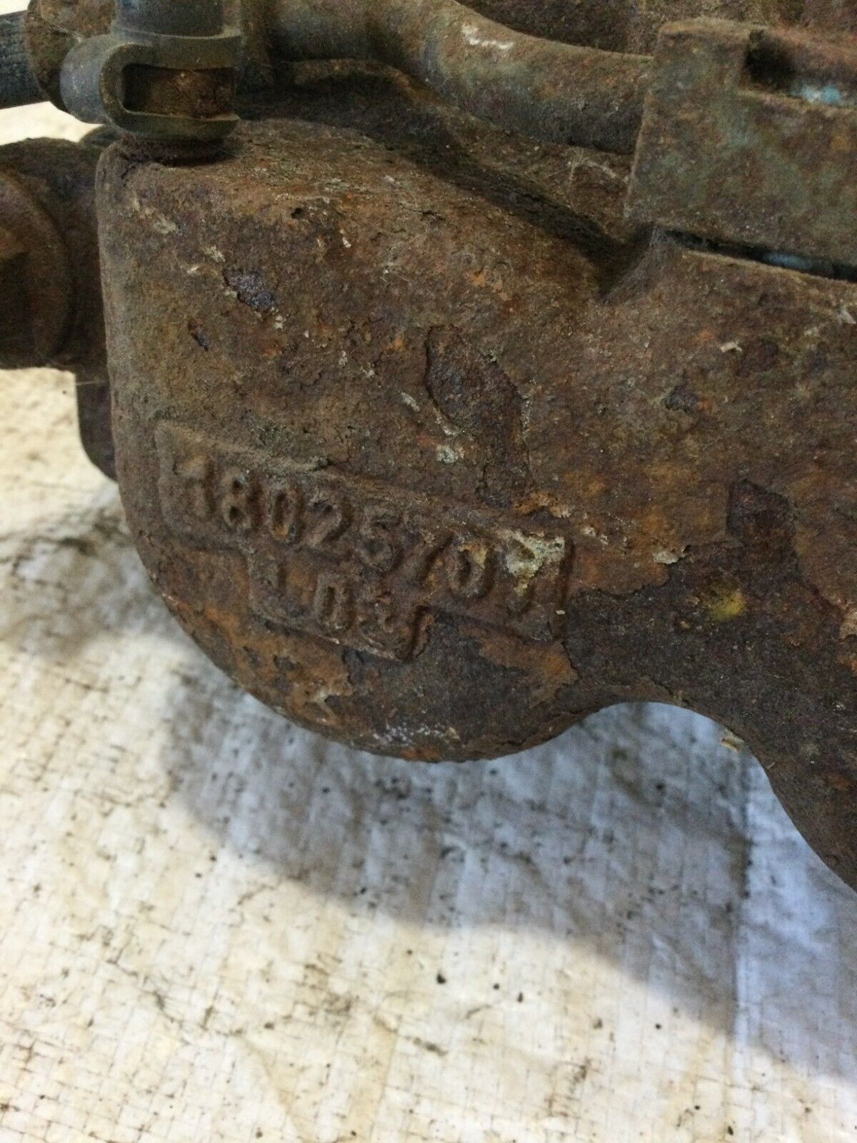 2005 Chevrolet  Silverado 1500 Front Rear Right Brake  Caliper 18025700 OEM