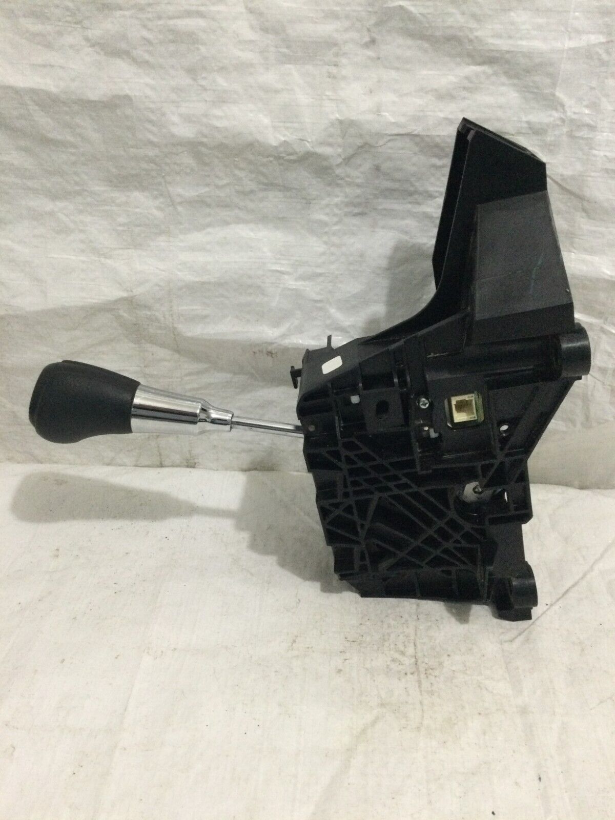 2016-2018 Toyota Rav4 Automatic Transmission Floor Shifter Assembly OEM
